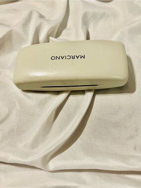 Marciano Off-White Leather Eyeglass Case